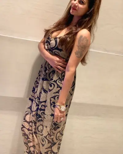 Yelandur Escort